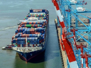 Incertidumbre reinante en el transporte marítimo lleva a la creación de una nueva clase de indicadores