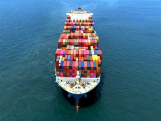 Temporada alta del transporte marítimo contenerizado no alcanza a impulsar tarifas spot ni volúmenes