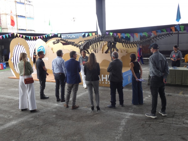 Astronomy and paleontology steal the spotlight at Sitio Cero’s Science Walk in Puerto Antofagasta