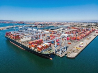 Sector portacontenedor enfrenta caída de demanda, pero las tarifas permanecen un 17,9% sobre marzo de 2019